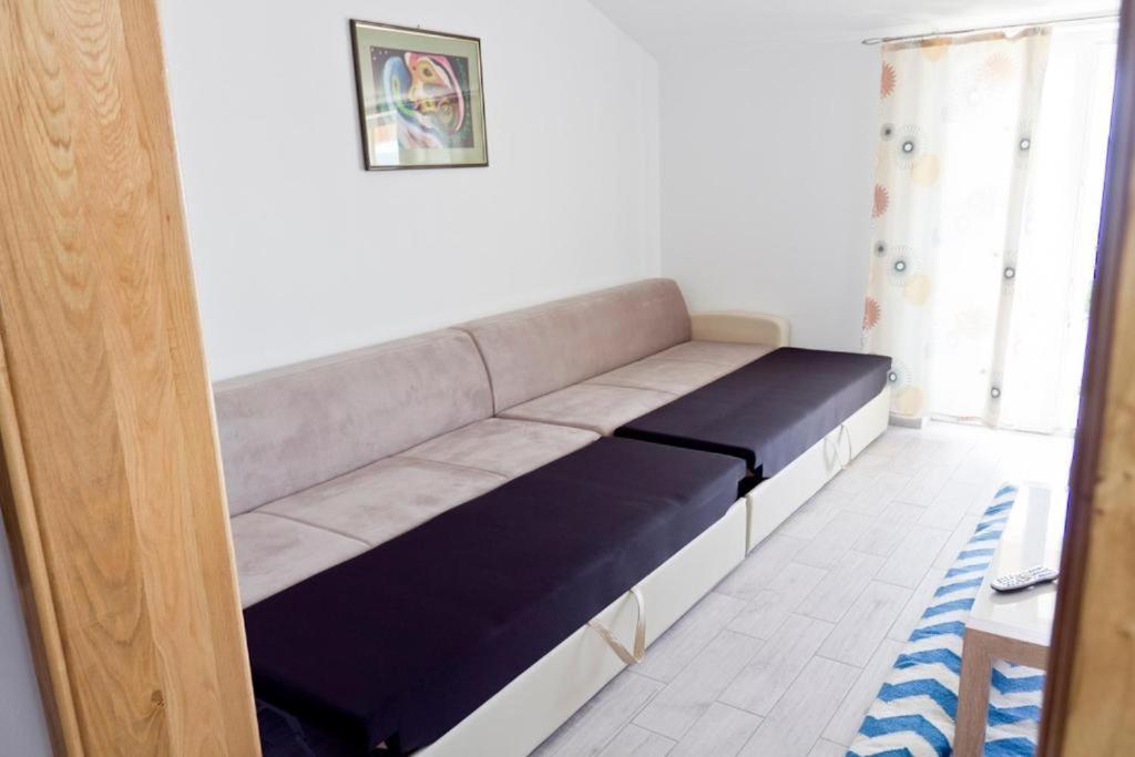 Apartmani Mira Klenovica Exterior photo