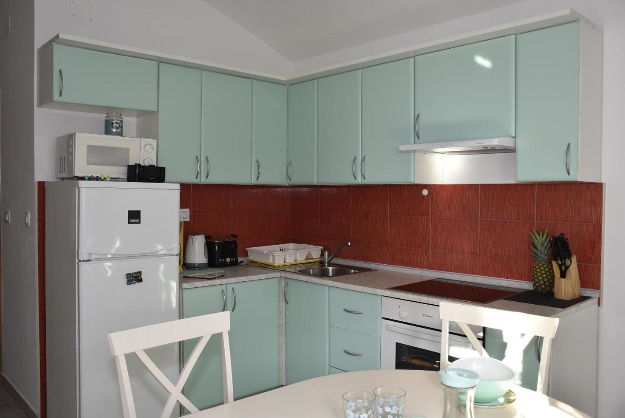 Apartmani Mira Klenovica Exterior photo